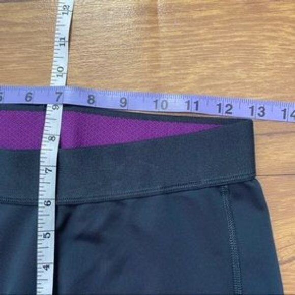 Adidas Techfit Cropped Pant‎ Size Medium - Picture 5 of 8